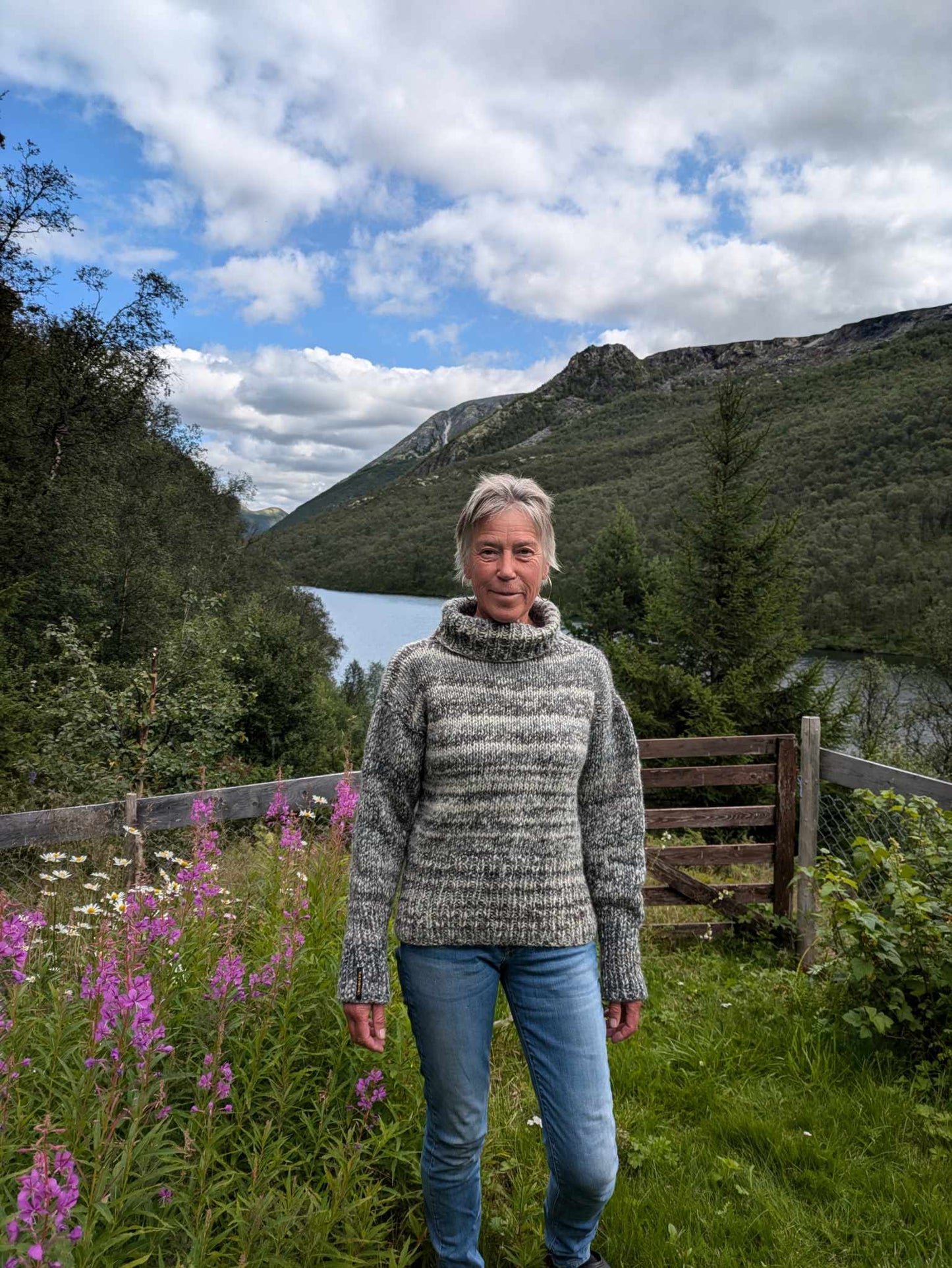 Jønndalsgenseren-strikkeoppskrift