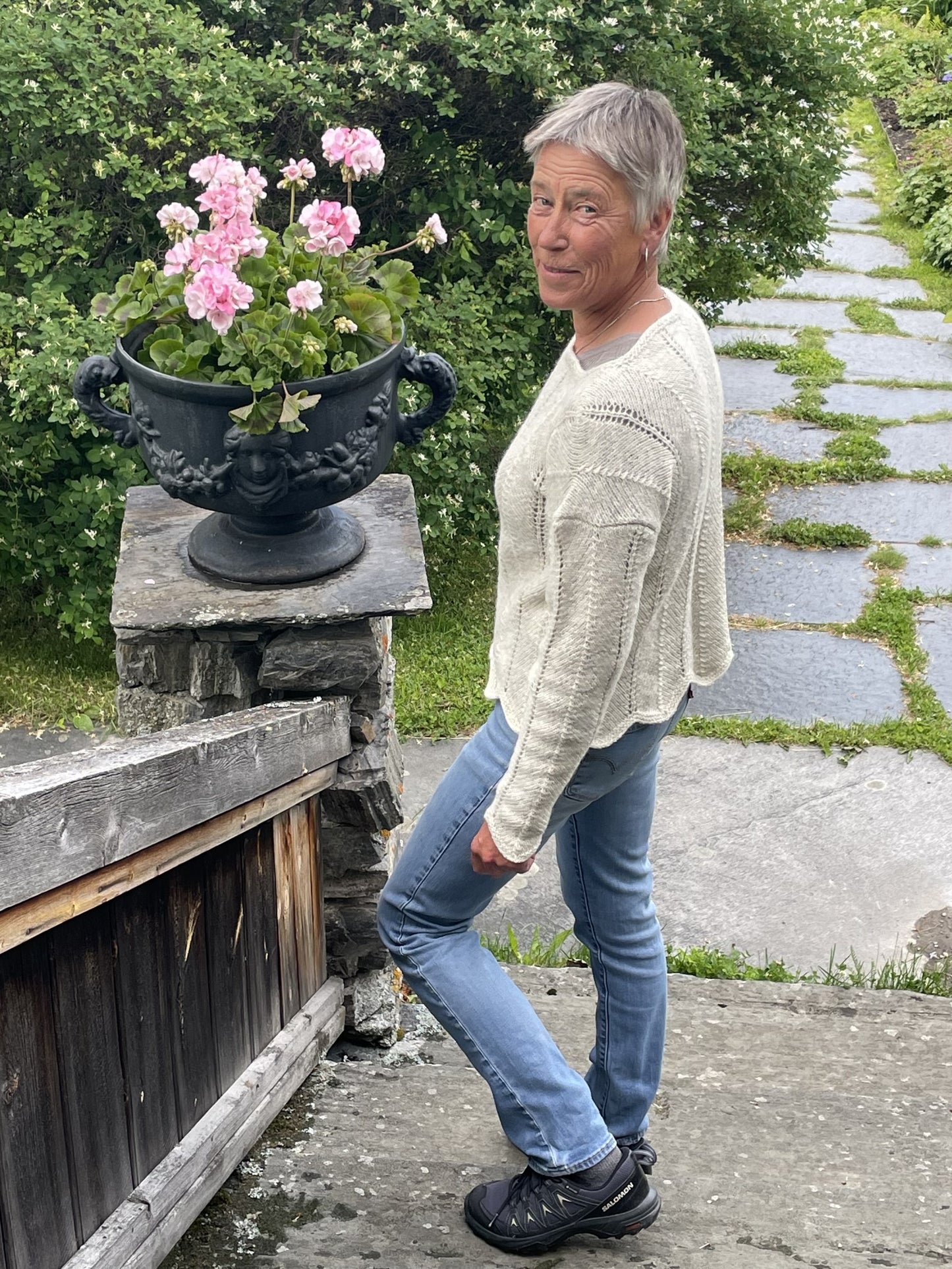 Festival genser i sjeidde-garn
