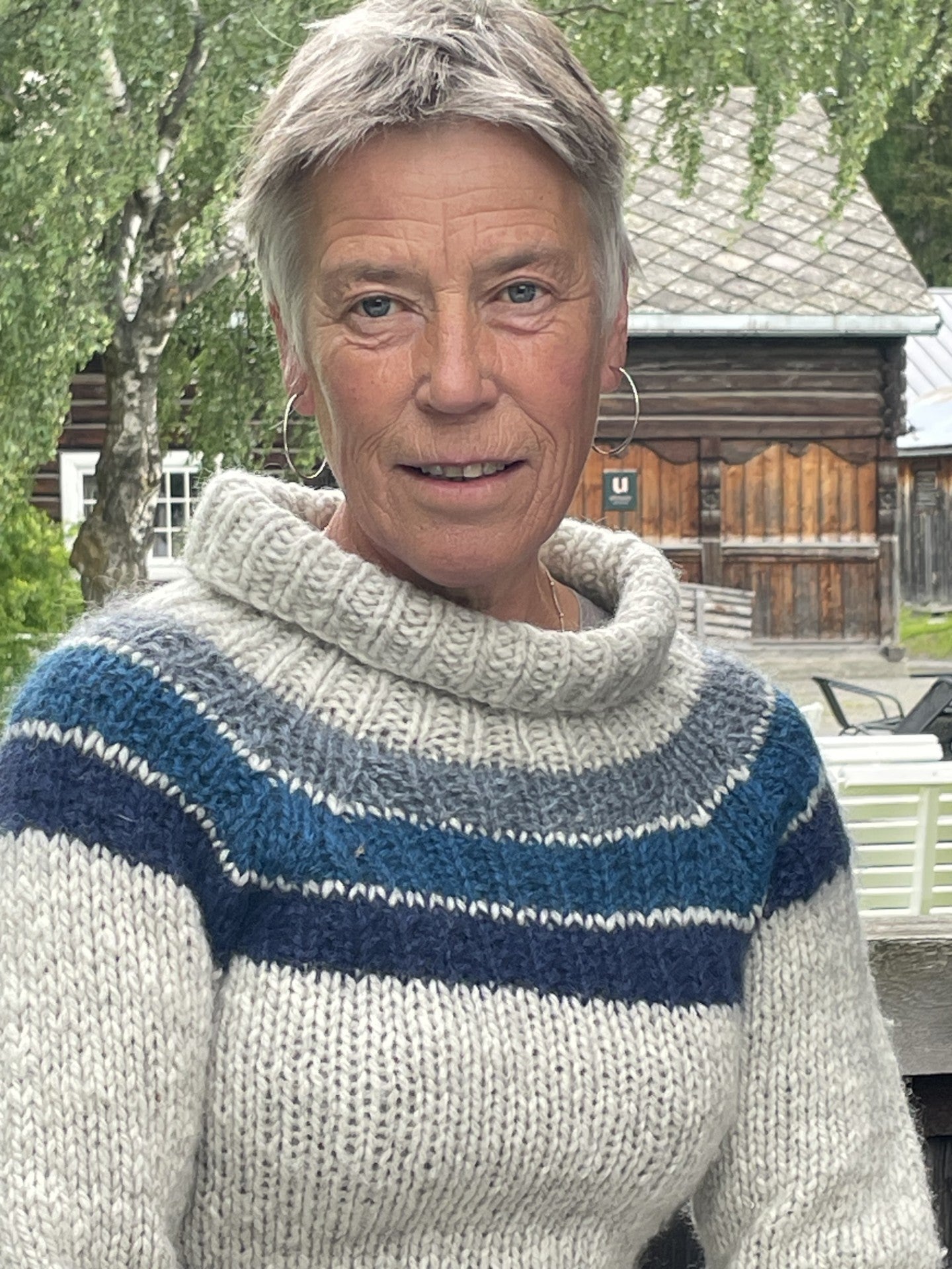 Strikkeoppskrift på Tur-genseren