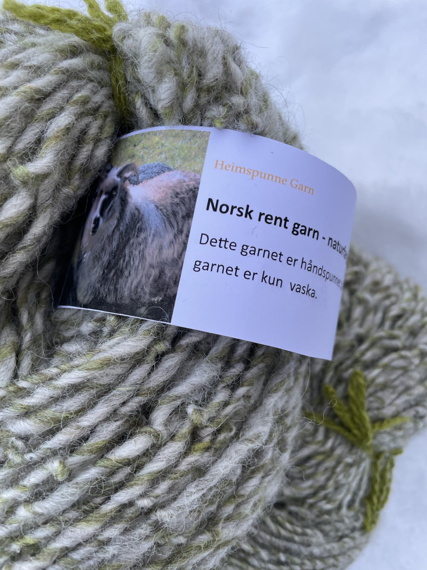 Heimspunne garn- grønt og grått
