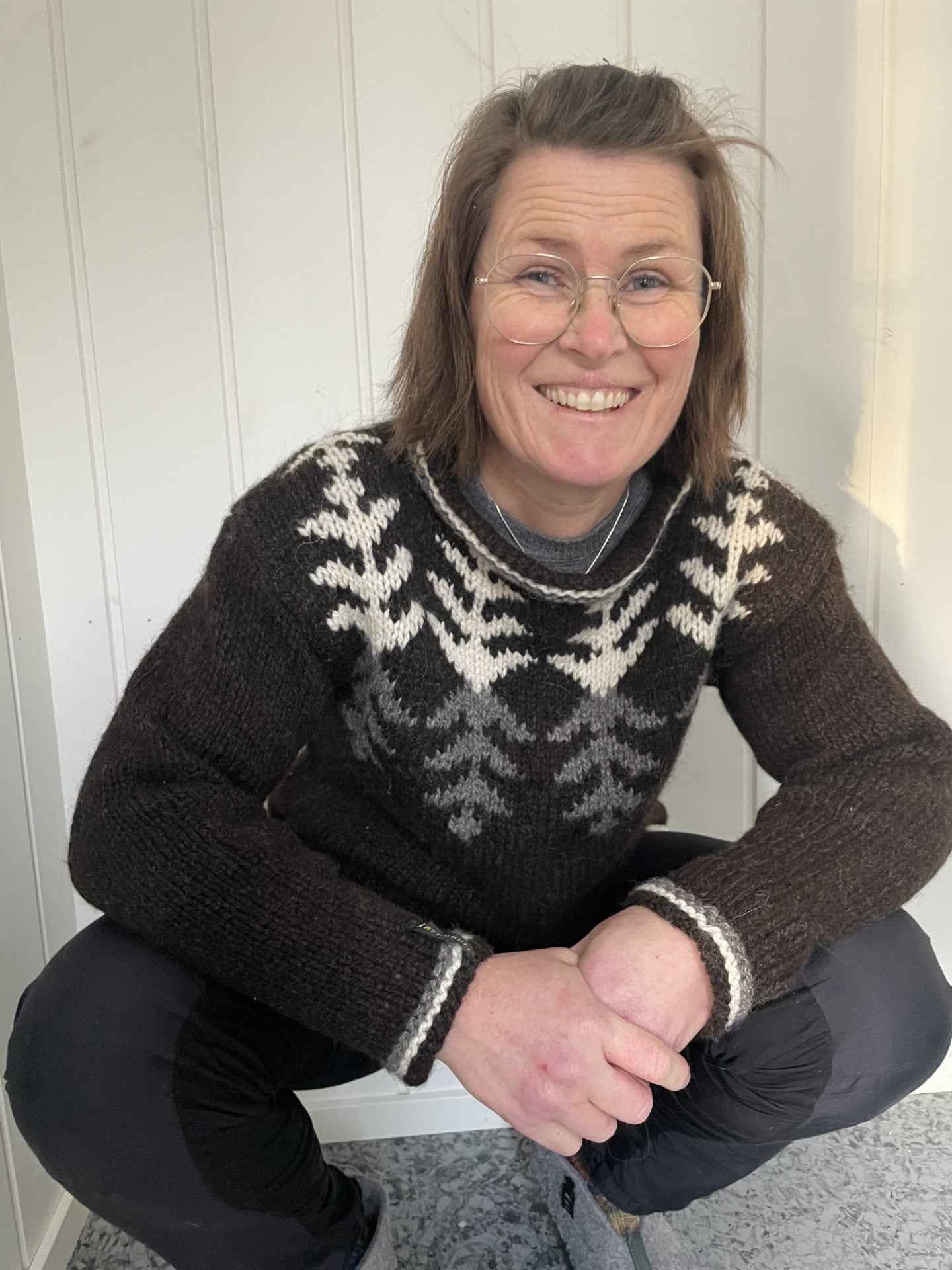 Tre-genseren som er ferdigstrikka